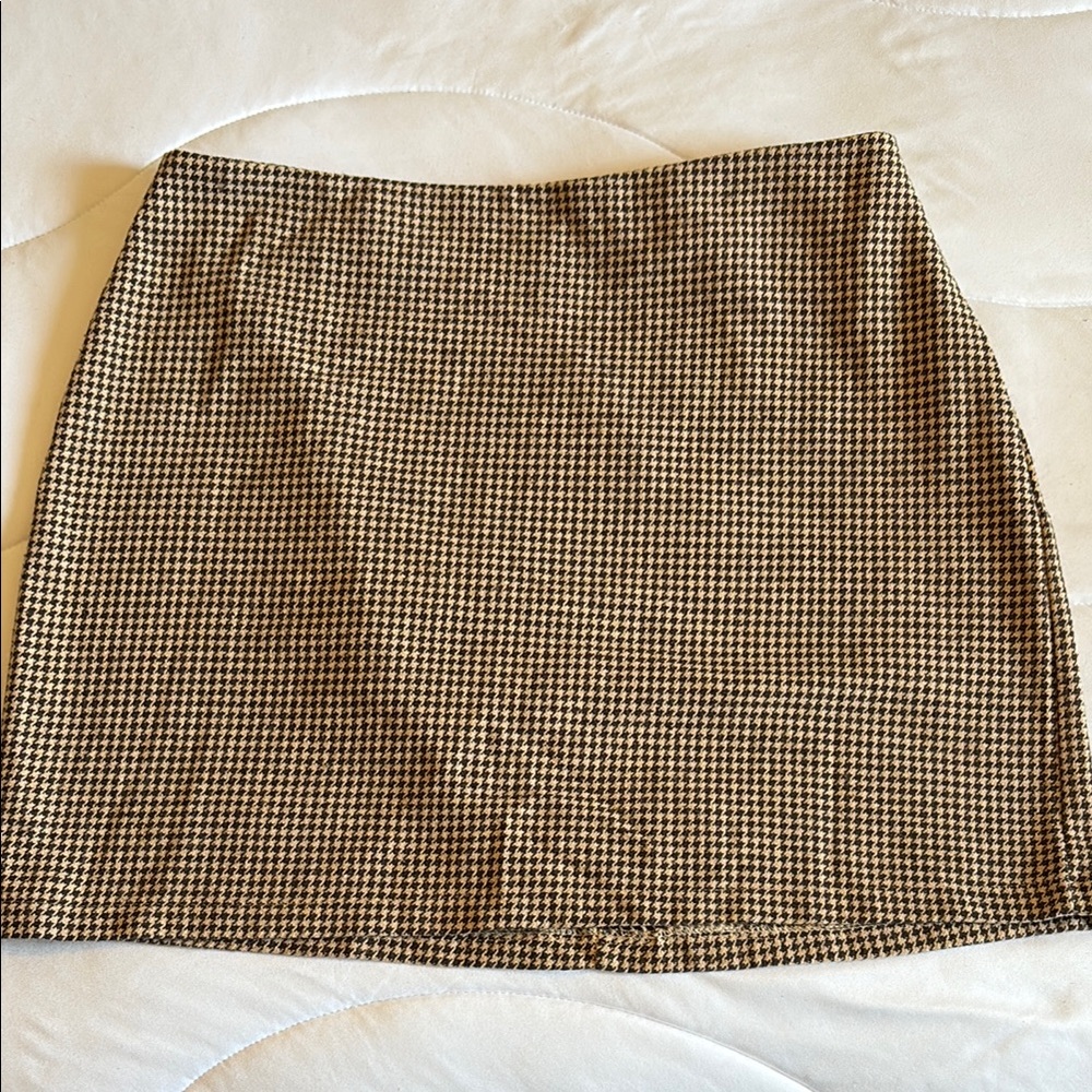 Houndstooth Mini Skirt